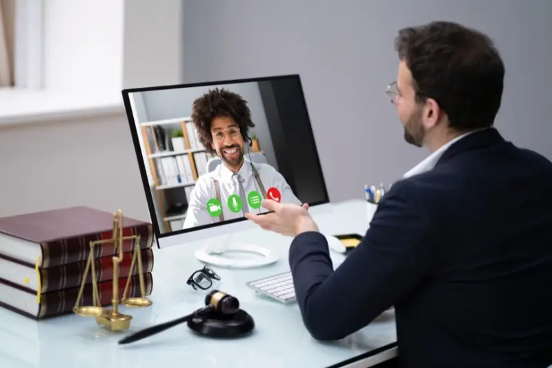 Como conversar com advogado online