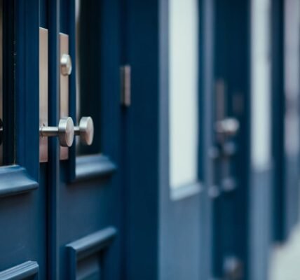 Arrombamentos noturnos