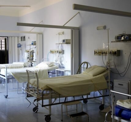 Como escolher uma clínica de recuperação em Curitiba com segurança